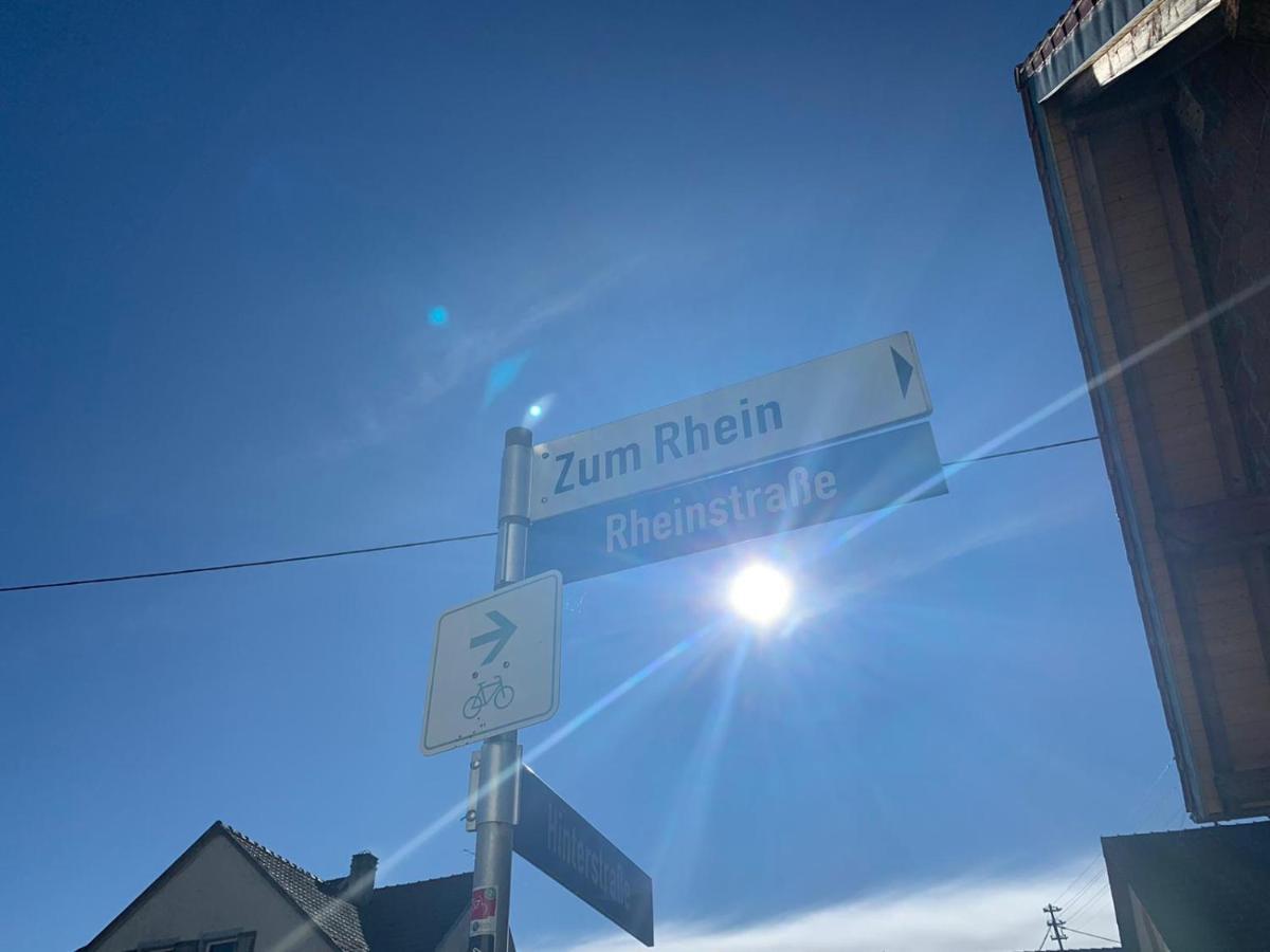 Gaestehaus Zum Rhein Rheinhausen Luaran gambar